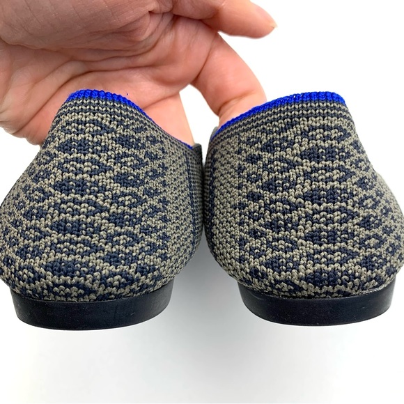 Rothy’s The Point Flat Snake Print Shoes Pointed Toe Gray Python Comfy Size 7.5 - Picture 5 of 9